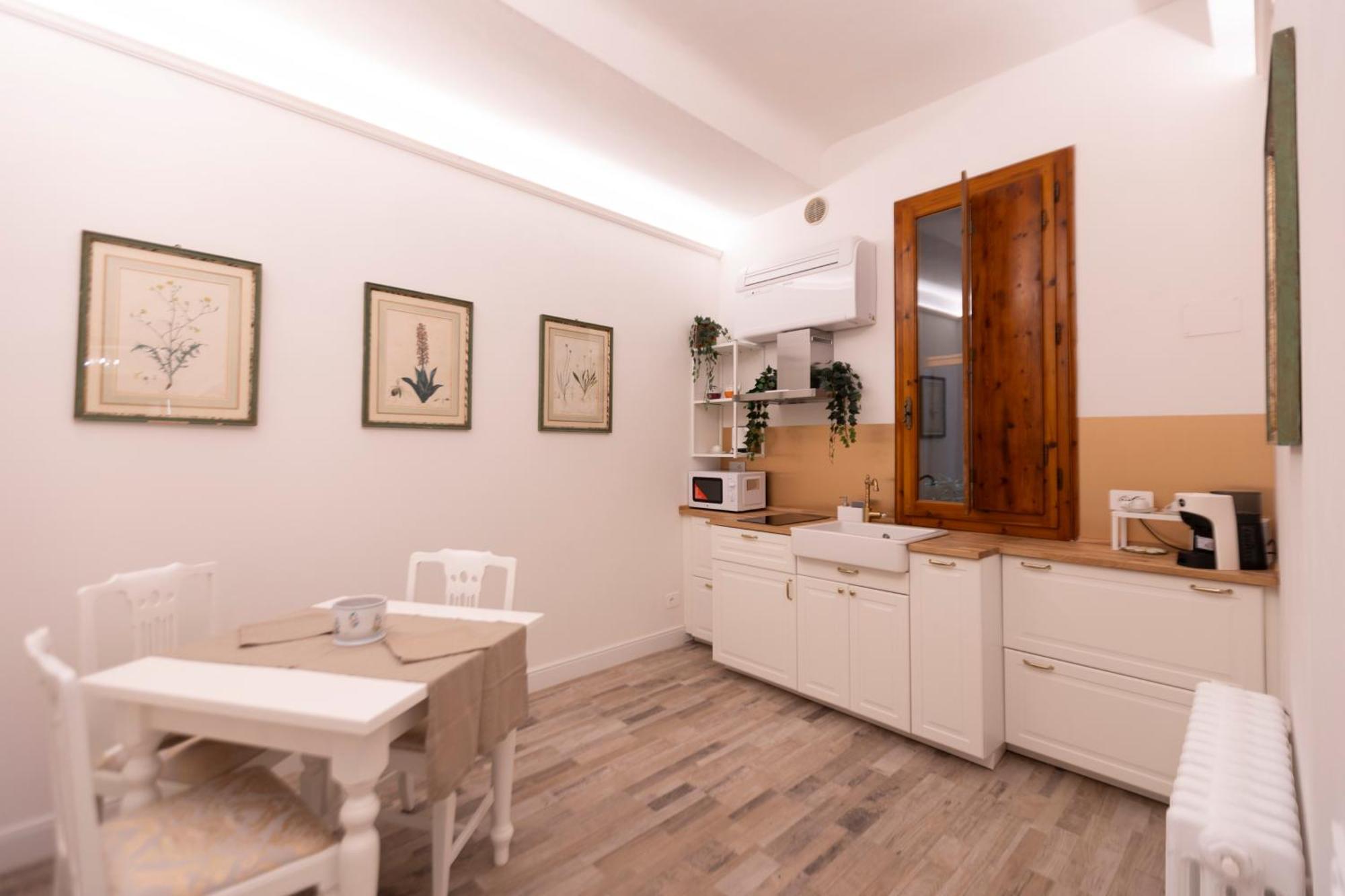 Lc41 Suites Firenze Bagian luar foto